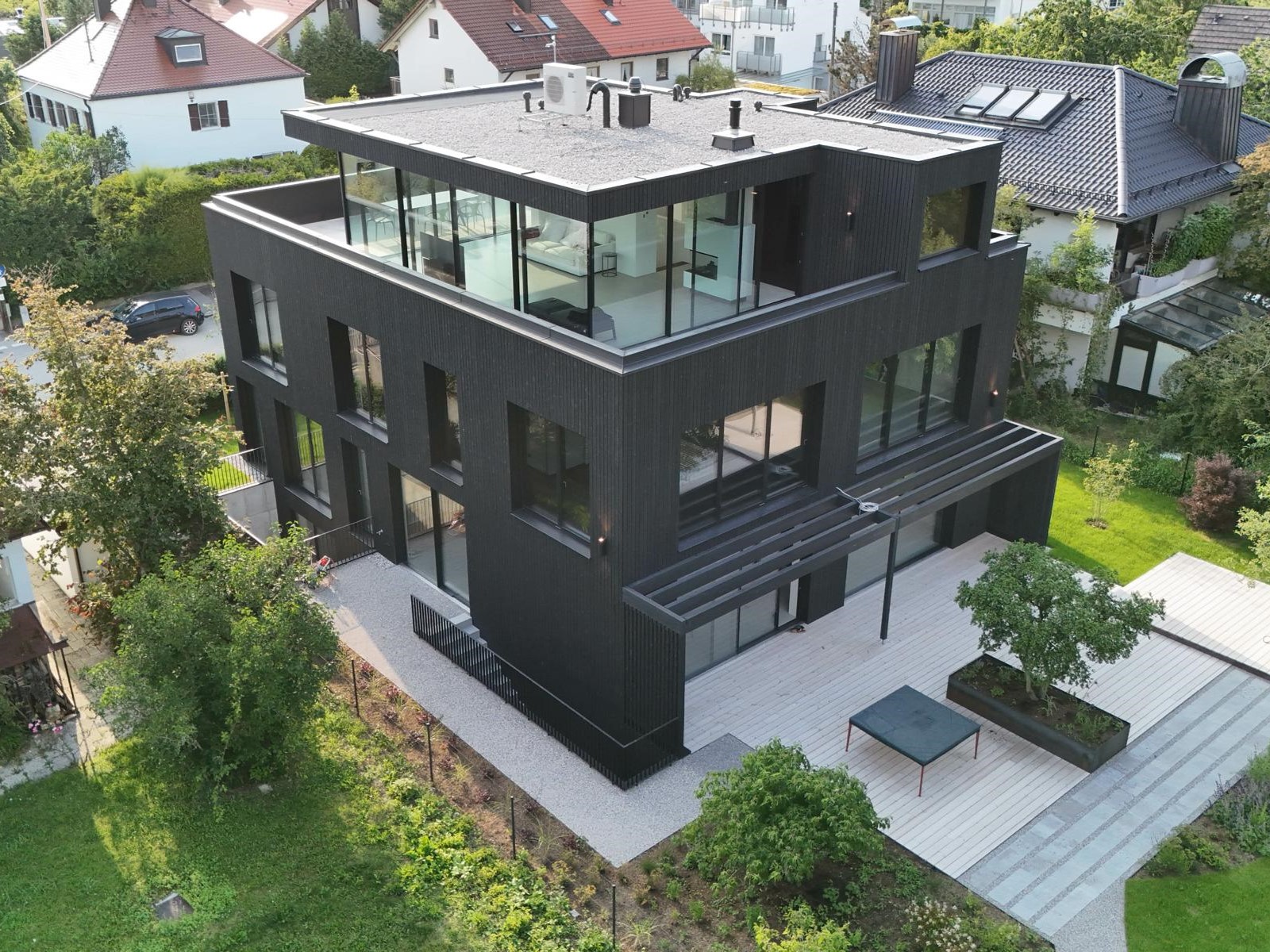 Stadtvilla in München, Holzbau in Kombination mit Stahlbau
